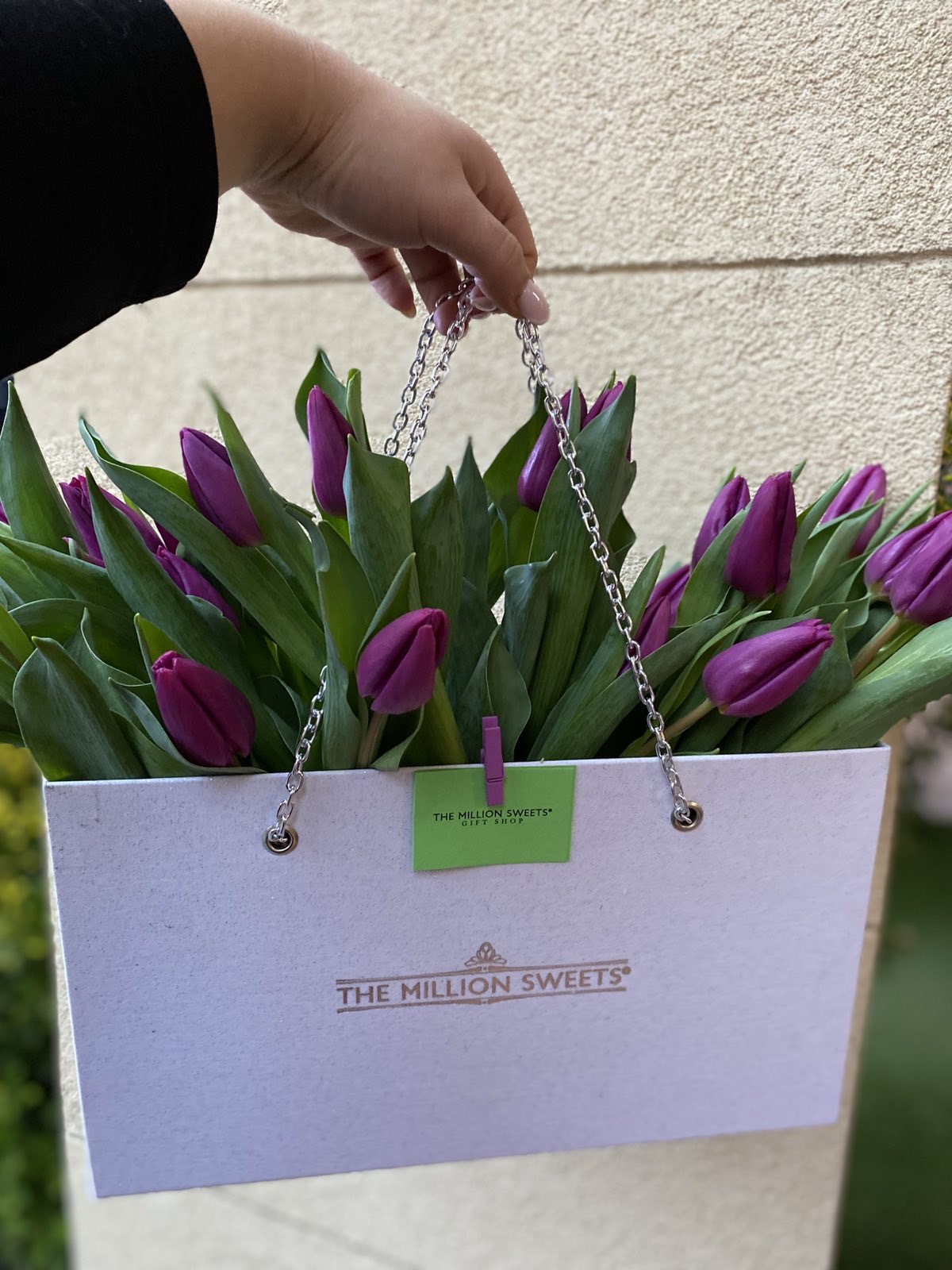 Tulipani u velikoj torbici